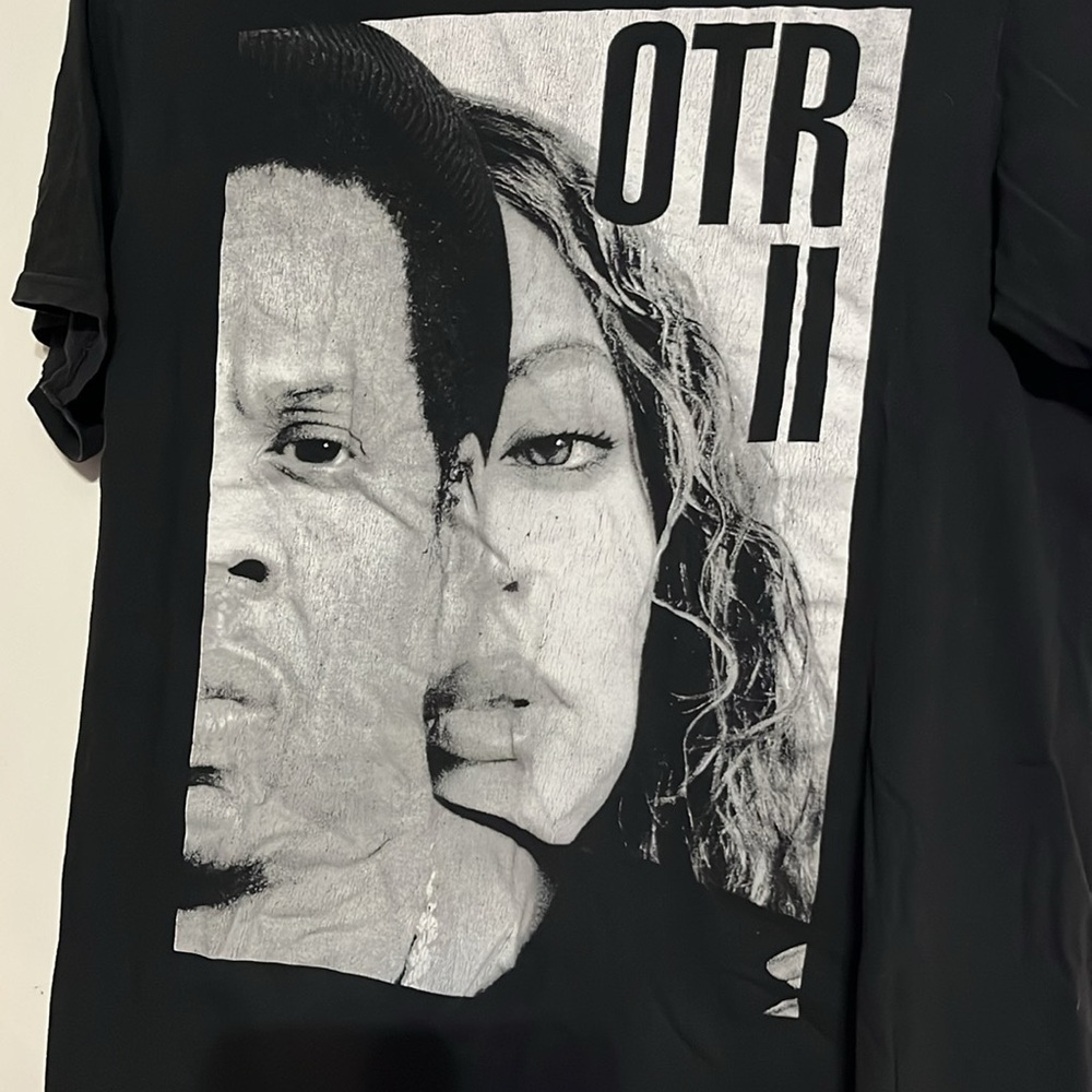 Delta Soft Jay Z and Beyoncé black concert t-shirt. Gently worn - Picture 2 of 5